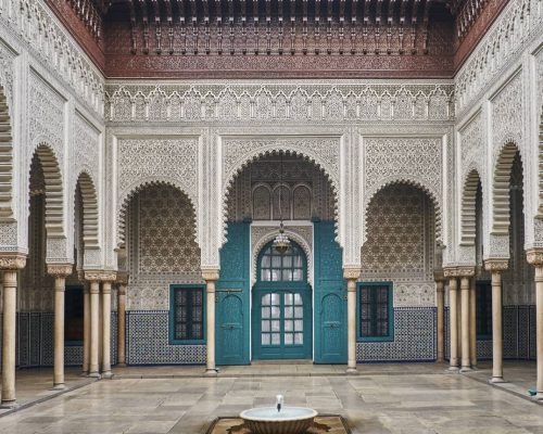 Architectural Marvels: Landmarks You Can't Miss